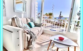 Estudio 32 Frente al Mar by Molinaptos